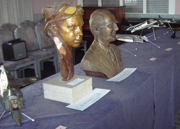 Tom Sopwith and Sydney Camm busts and models